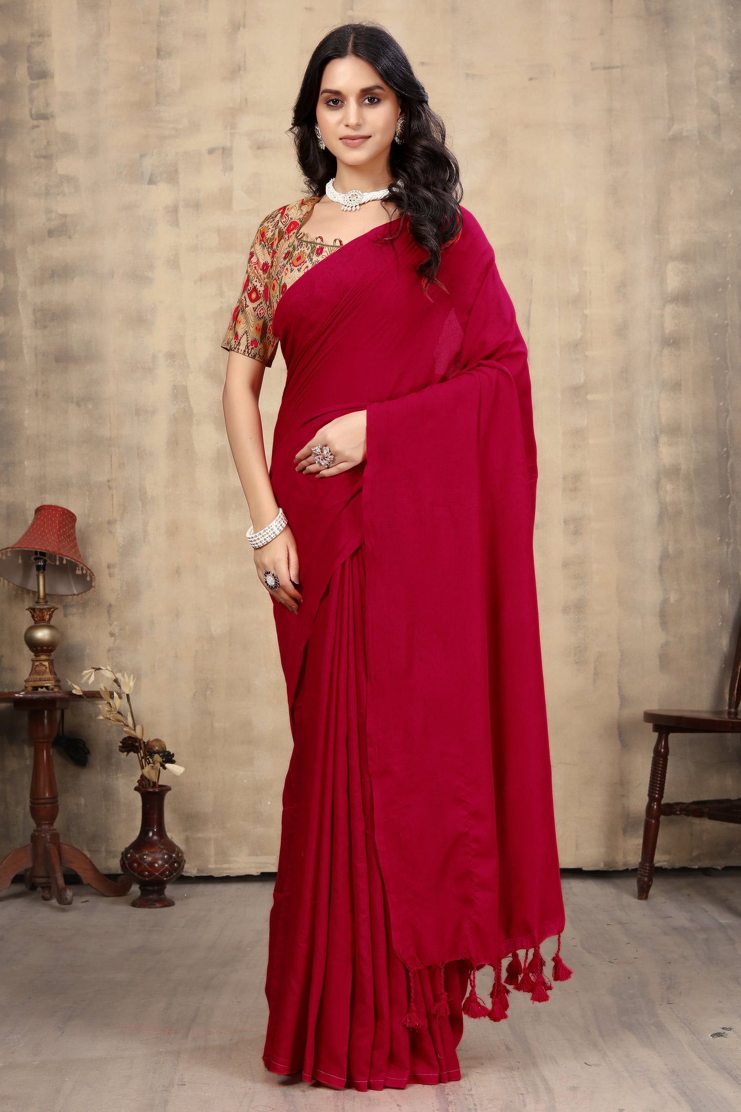 Plain Khadi Cotton Saree with Digital Print Blouse – Elegant & Comfortable Wear