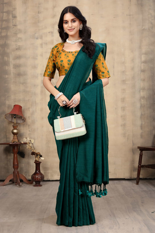 Plain Khadi Cotton Saree with Digital Print Blouse – Elegant & Comfortable Wear
